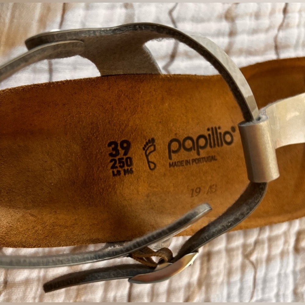 Birkenstock Silver Sandals - Picture 4 of 5